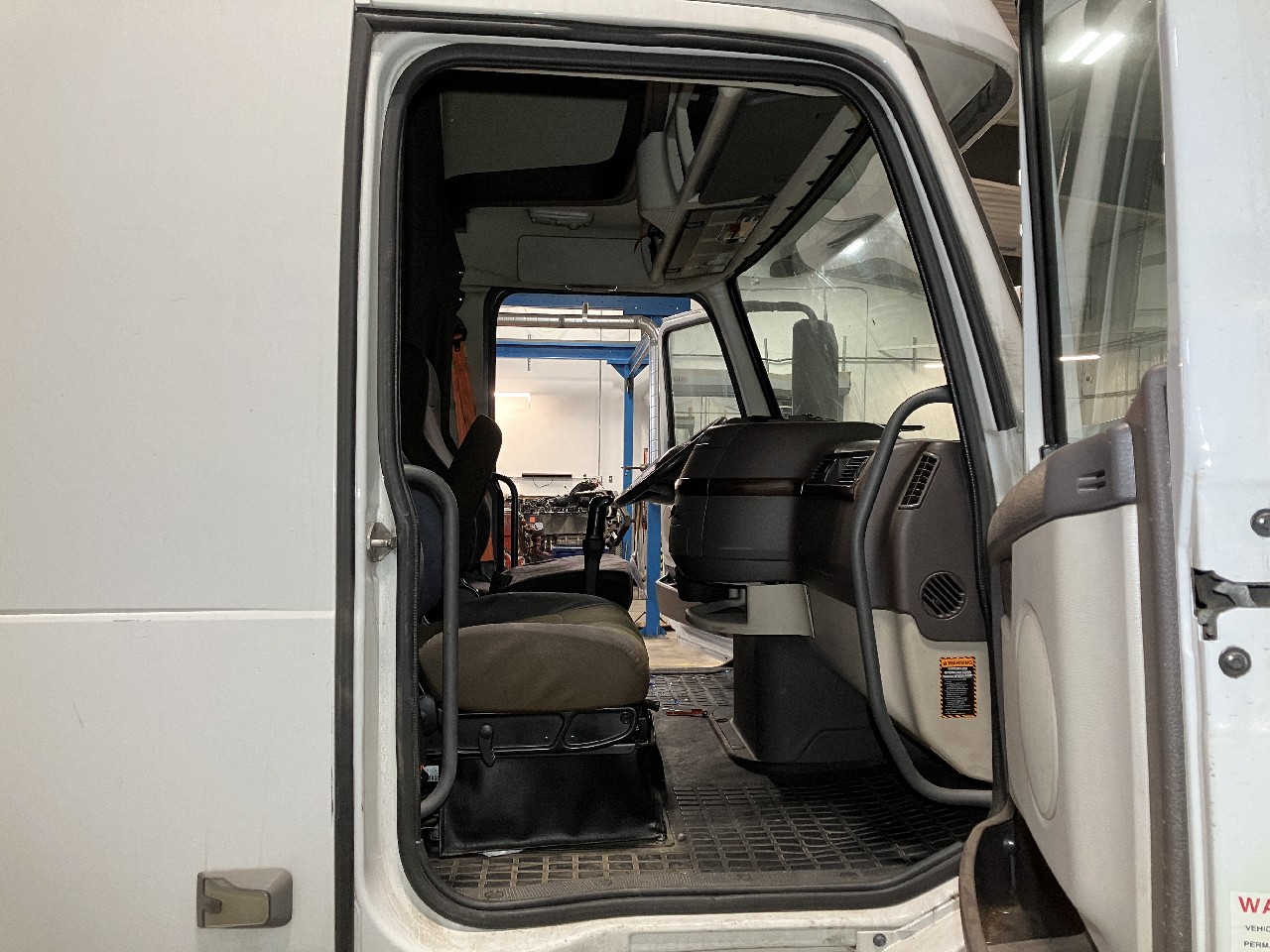 Volvo VNL