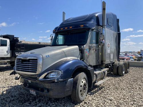 Freightliner COLUMBIA 120