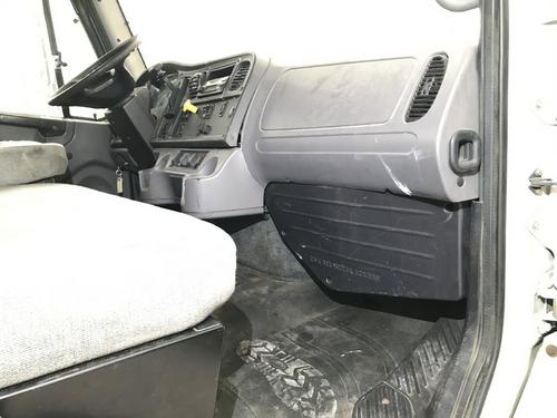 Freightliner M2 106