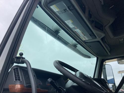 Volvo VNL