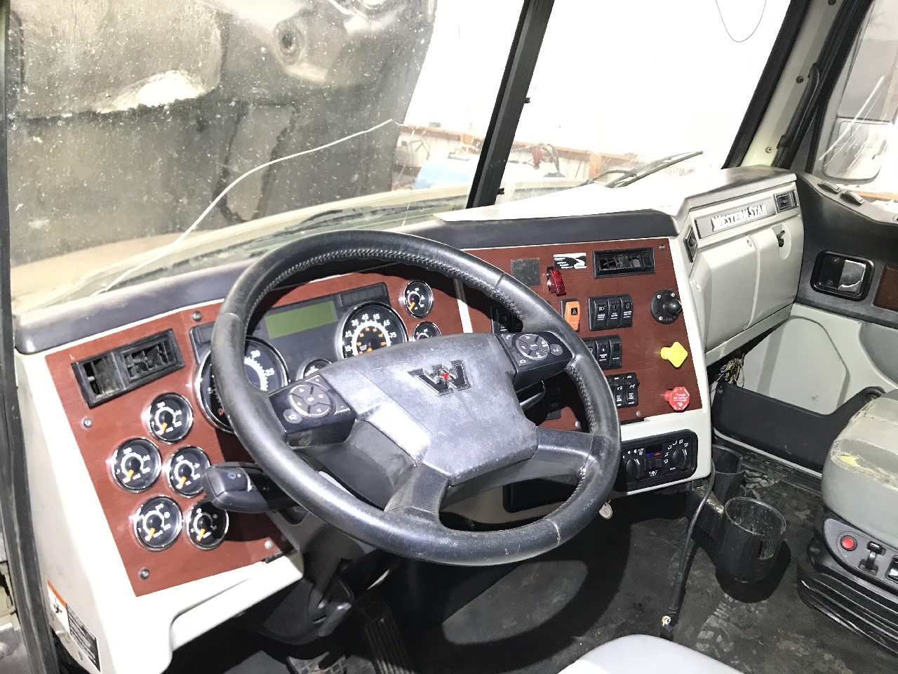 Western Star Trucks 5700