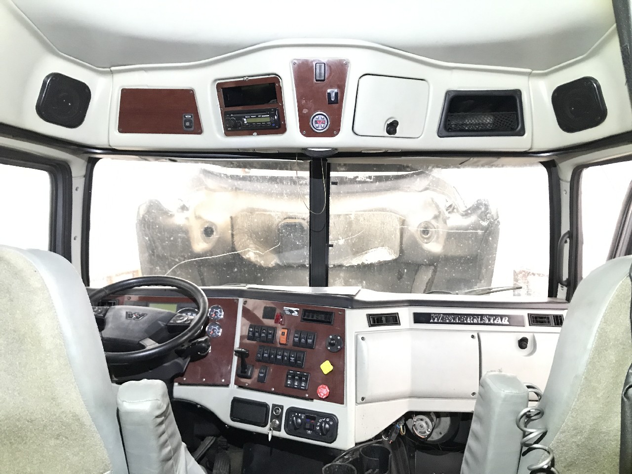 Western Star Trucks 5700
