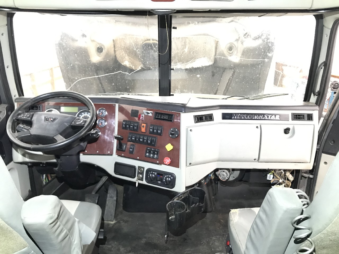 Western Star Trucks 5700