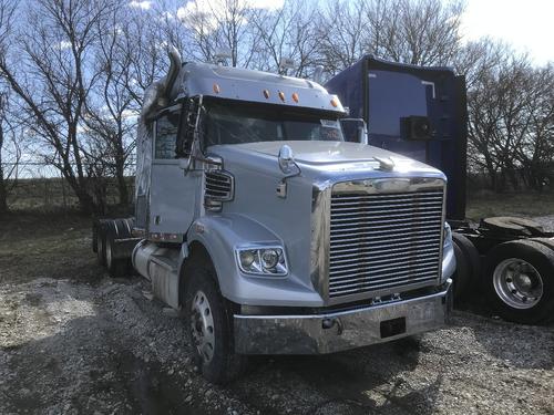 Freightliner 122SD