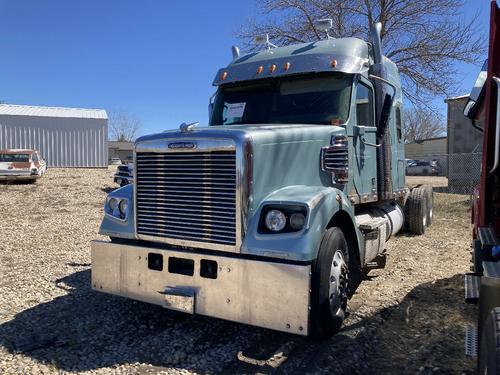 Freightliner 122SD