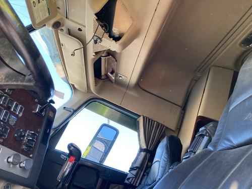 Freightliner 122SD