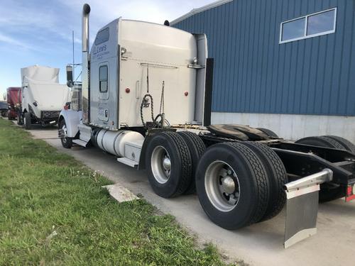 Kenworth W900L