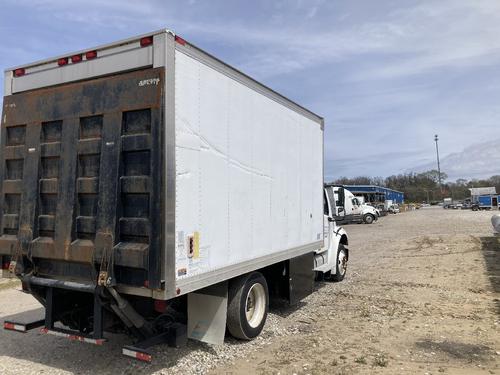 Freightliner M2 106