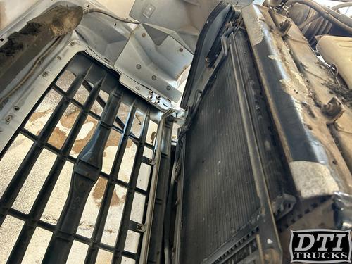 FORD F800 Charge Air Cooler (ATAAC)
