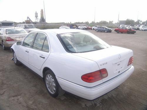 MERCEDES-BENZ MERCEDES E-CLASS