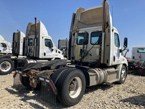 Freightliner CASCADIA