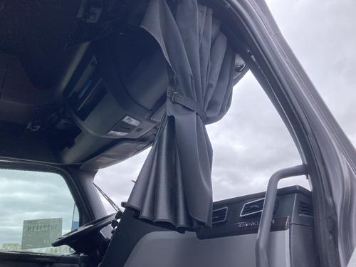 Freightliner CASCADIA