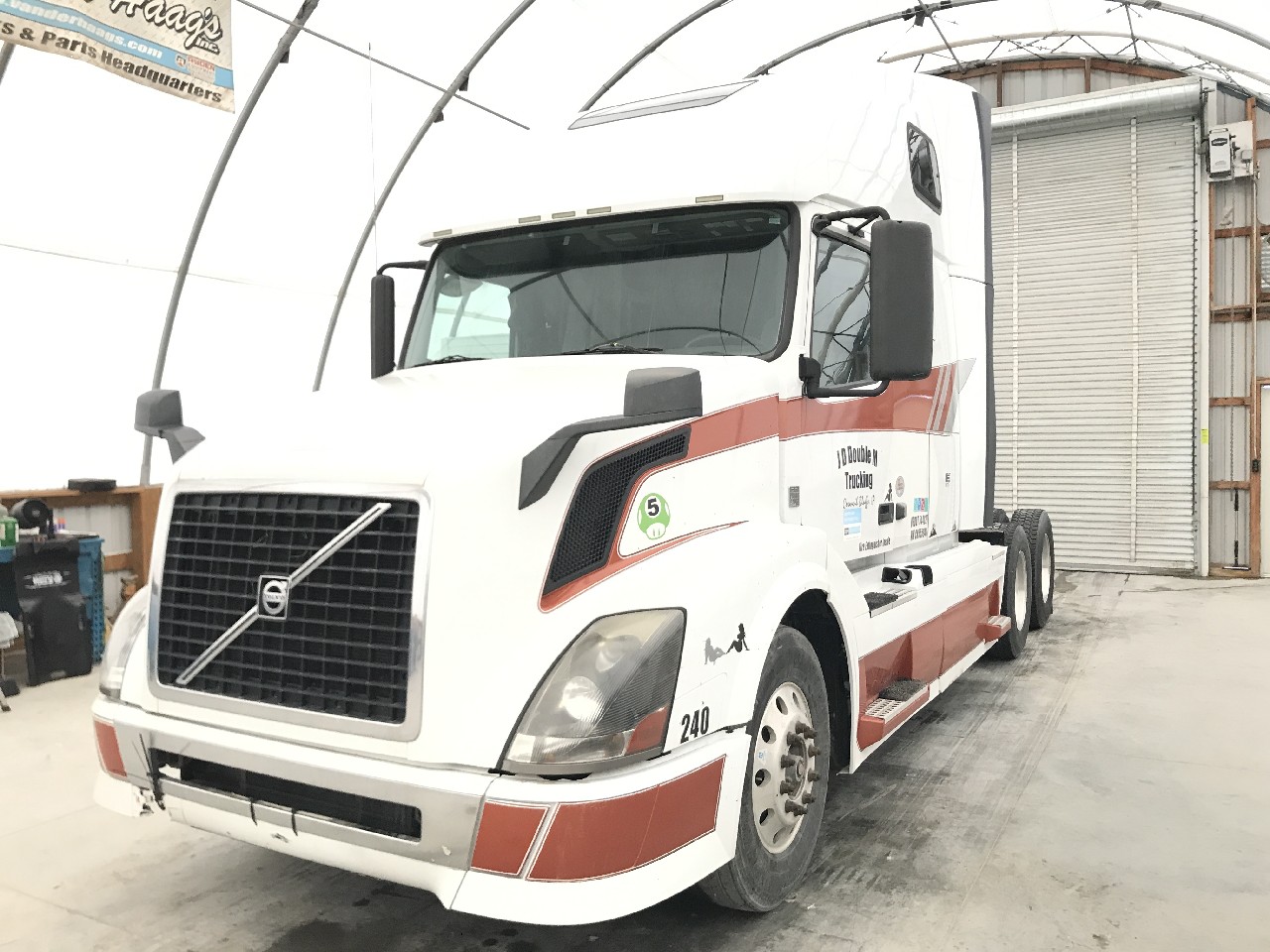 Volvo VNL