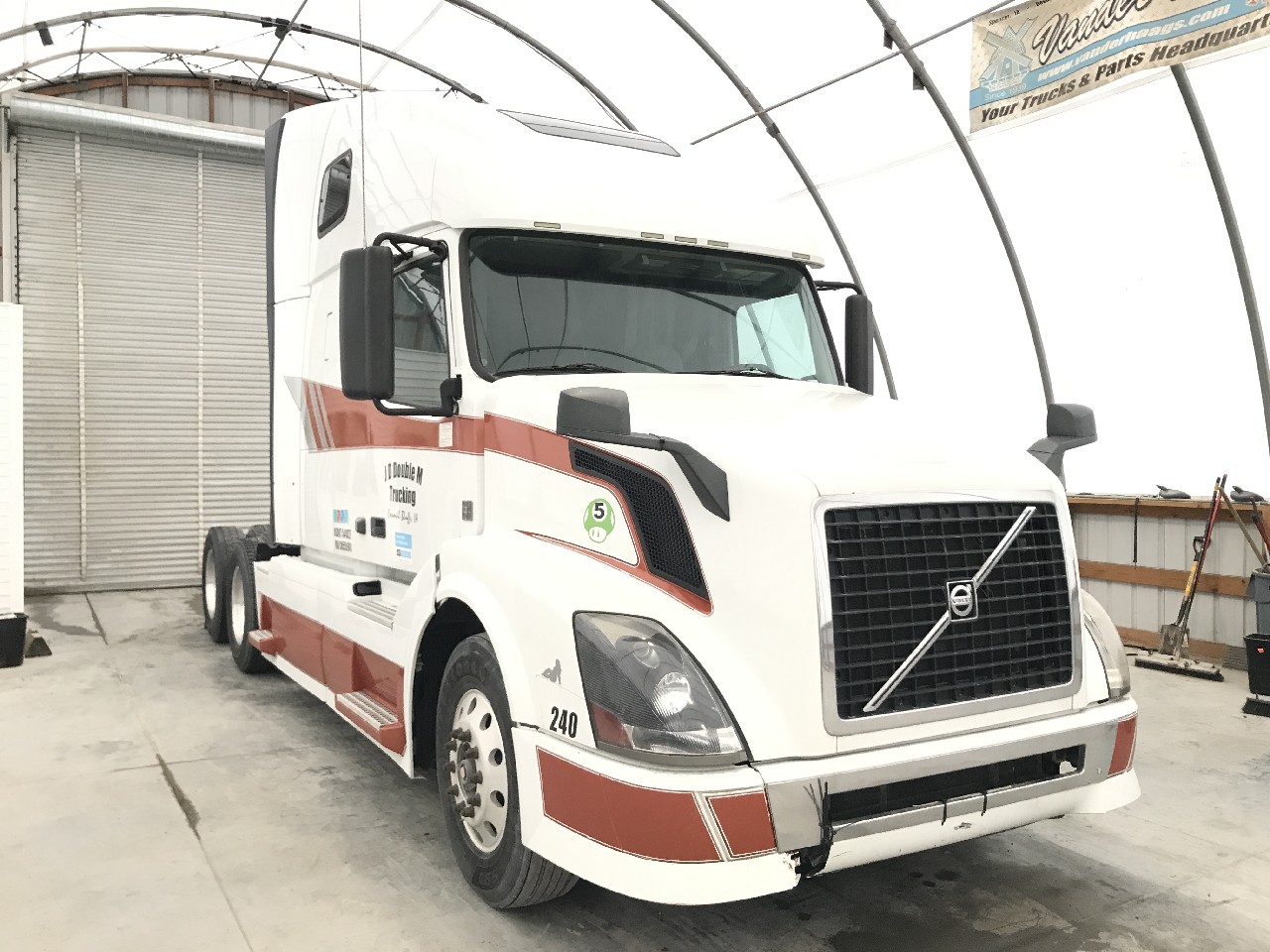 Volvo VNL