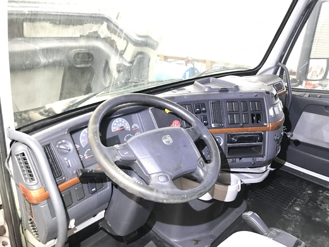Volvo VNL