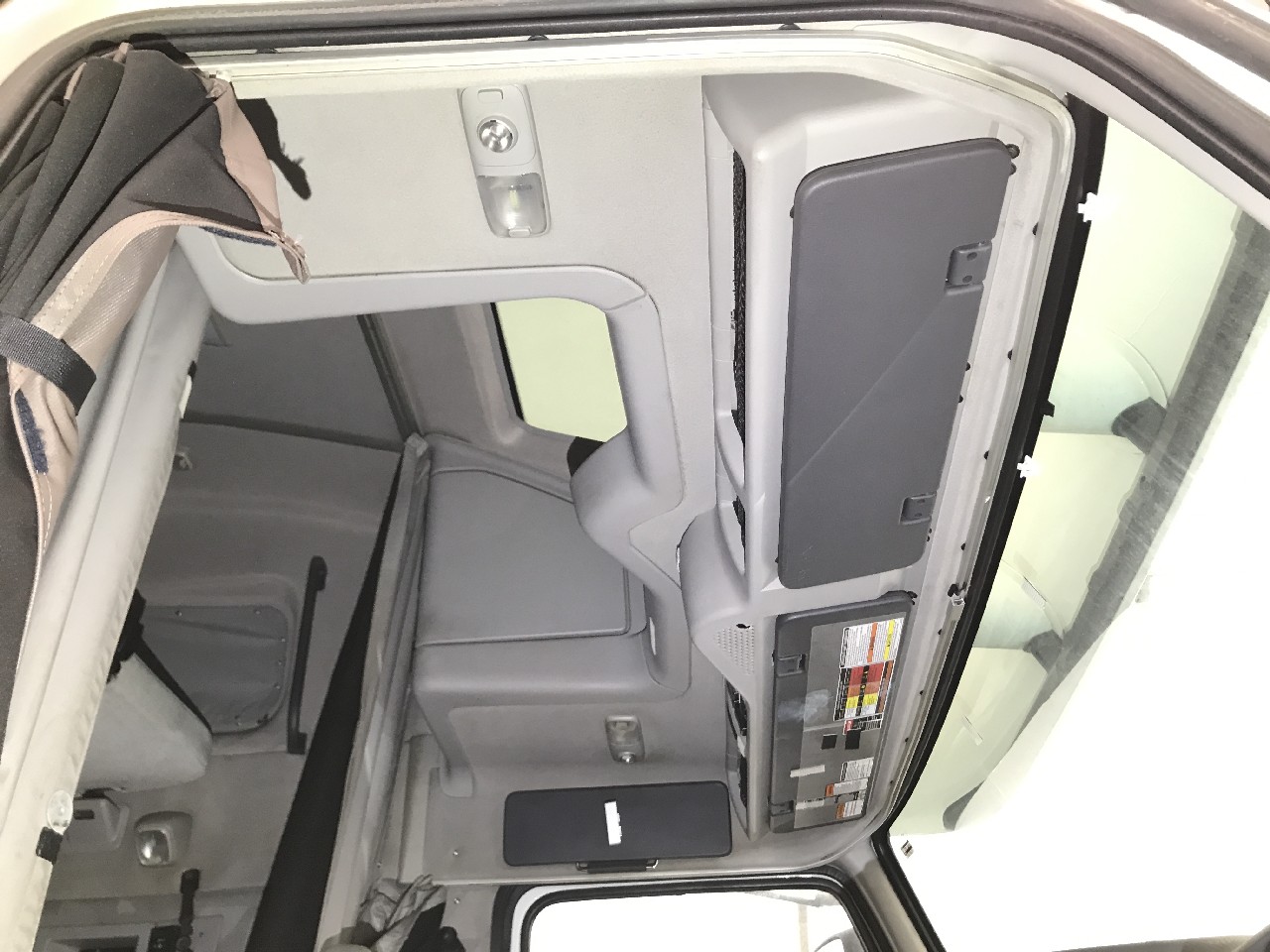 Volvo VNL