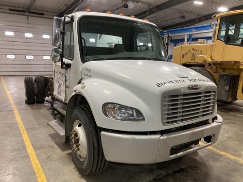 Freightliner M2 106