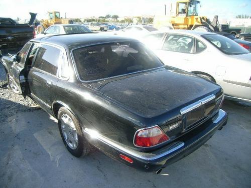 JAGUAR XJ8