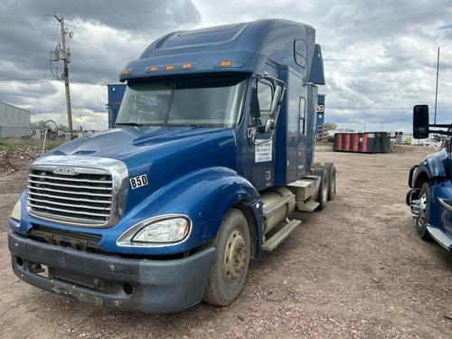 Freightliner COLUMBIA 120