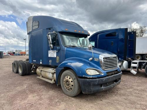 Freightliner COLUMBIA 120