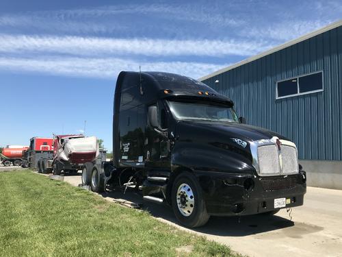 Kenworth T2000