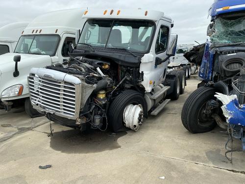 FREIGHTLINER CASCADIA 125