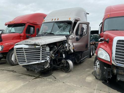 FREIGHTLINER CASCADIA 125