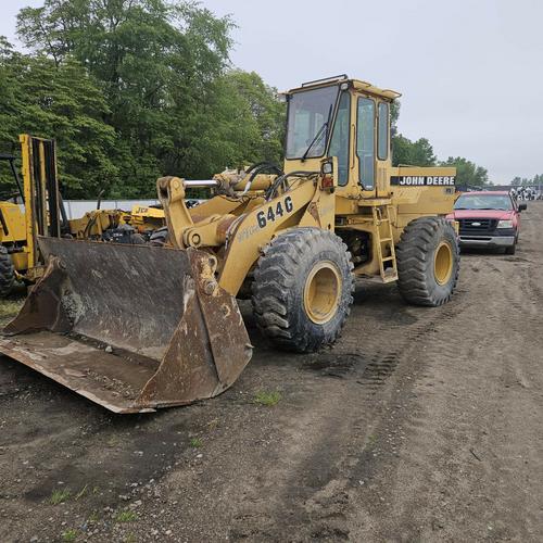 John Deere 644G