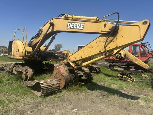 John Deere 225C LC