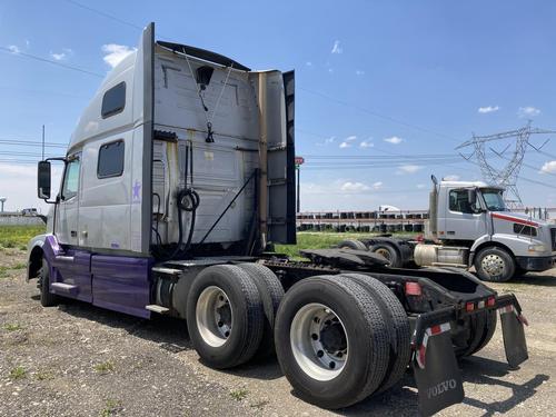Volvo VNL