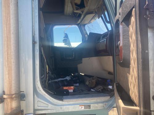 Freightliner 122SD