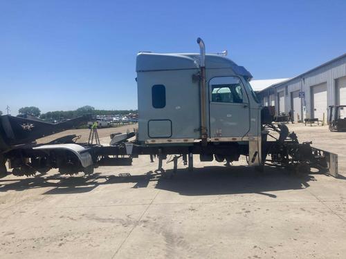 Freightliner 122SD