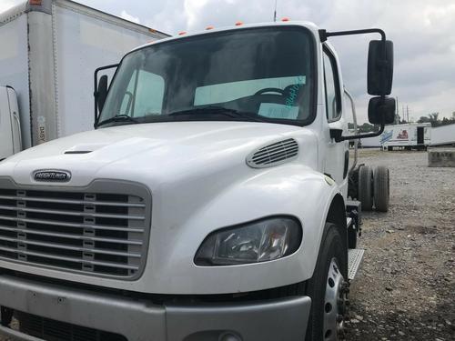 Freightliner M2 106