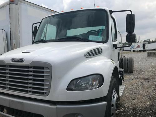 Freightliner M2 106