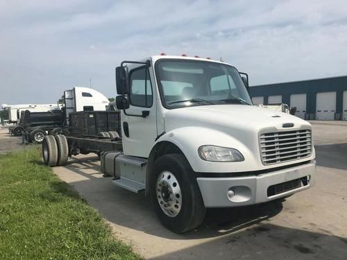 Freightliner M2 106