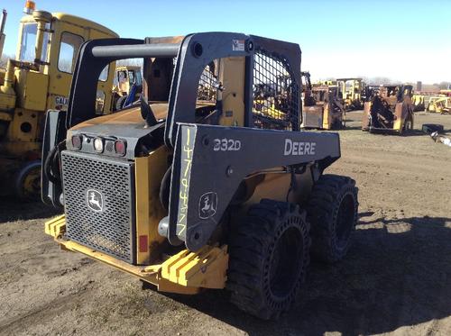 JOHN DEERE 332D