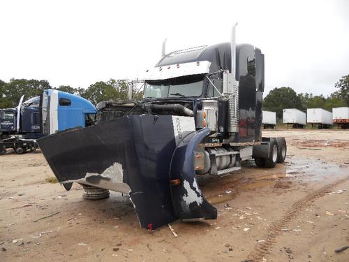 FREIGHTLINER FLD132064T CLASSIC