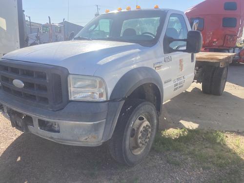 Ford FORD F550SD PICKUP