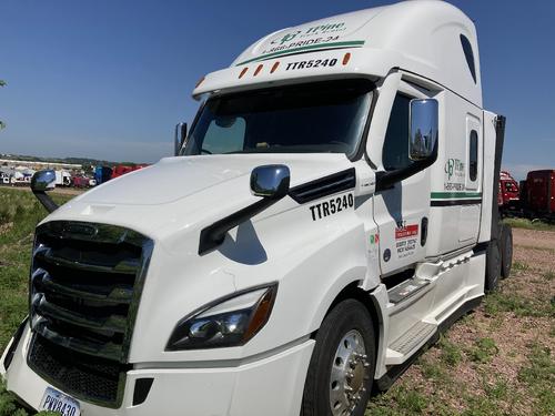 Freightliner CASCADIA