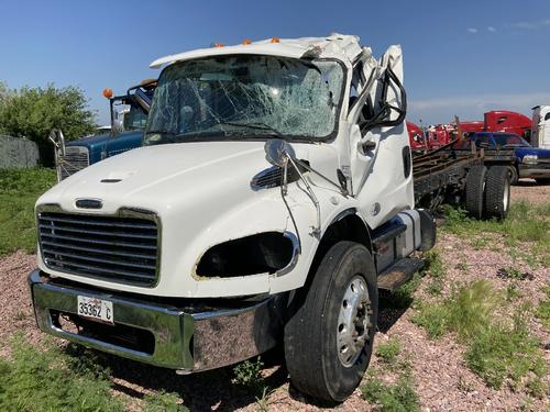 Freightliner M2 106