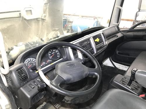 Hino 338