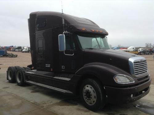 FREIGHTLINER COLUMBIA 120