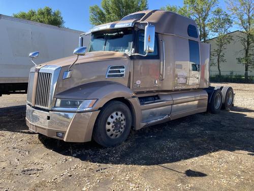 Western Star Trucks 5700