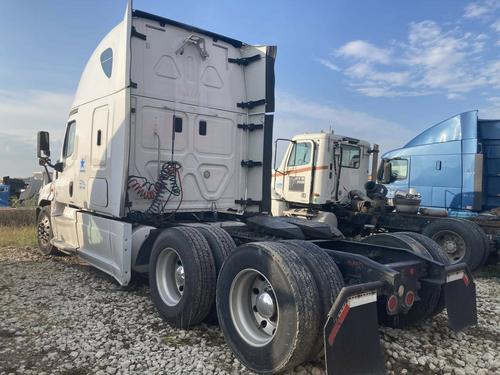 Freightliner CASCADIA