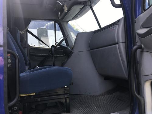 Freightliner COLUMBIA 120