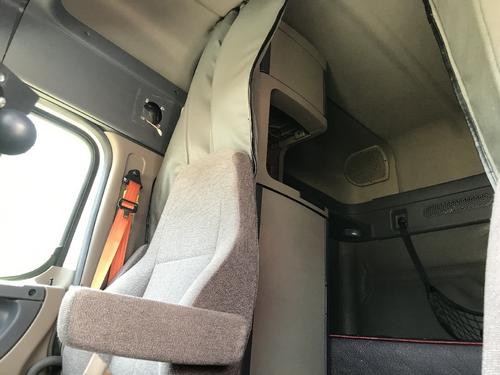 Freightliner CASCADIA