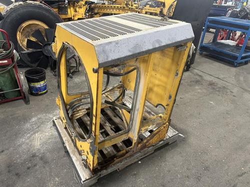 Volvo G746B