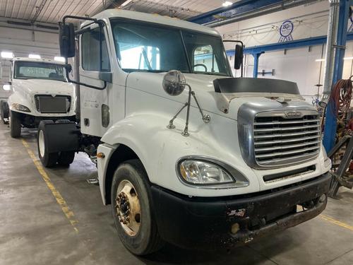 Freightliner COLUMBIA 120