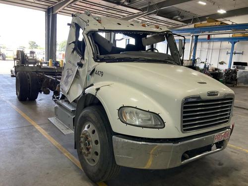 Freightliner M2 106