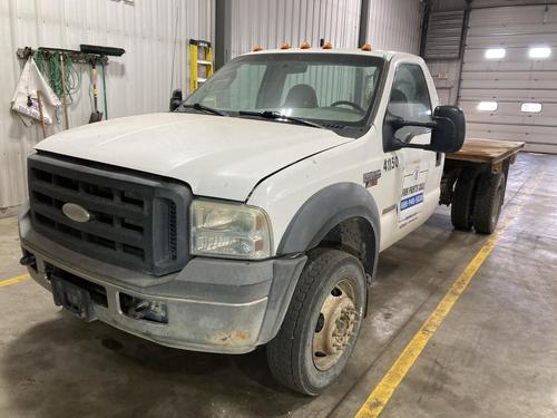 Ford FORD F550SD PICKUP